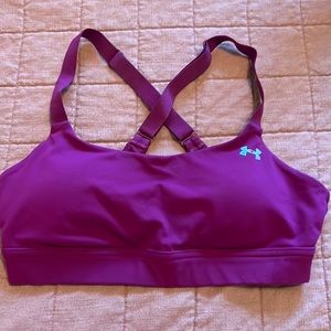 Under Armour Sports Bras Size S